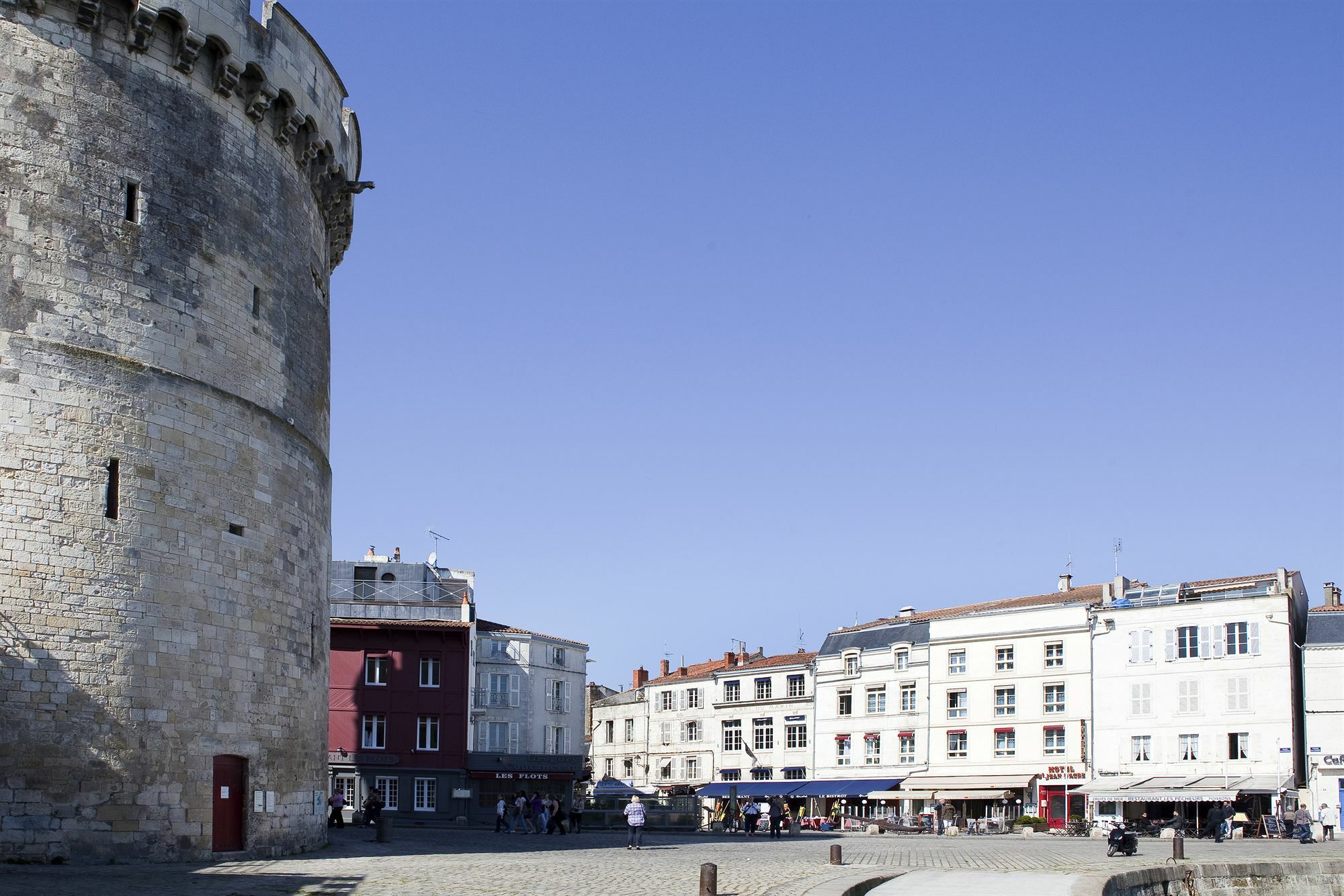 Maisons Du Monde Hotel & Suites - La Rochelle Vieux Port Luaran gambar